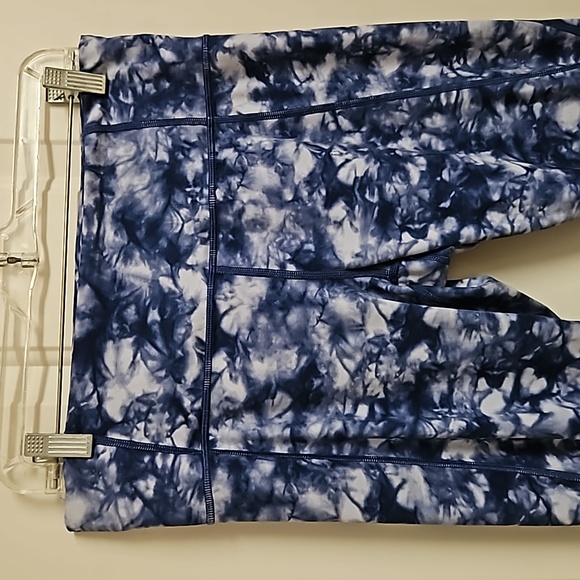 Athleta Chaturanga Tie Dye Tights - Picture 2 of 5